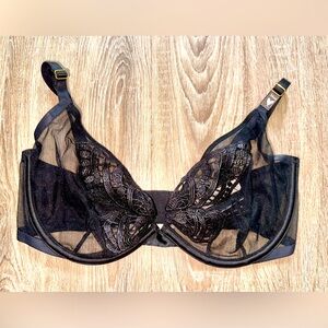 New Victoria Secret Butterfly Bra